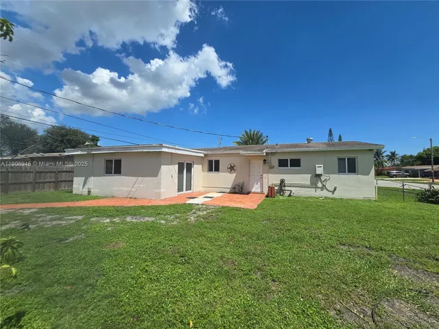 $500,000 | 200 North 69th Avenue, Hollywood, FL 33024