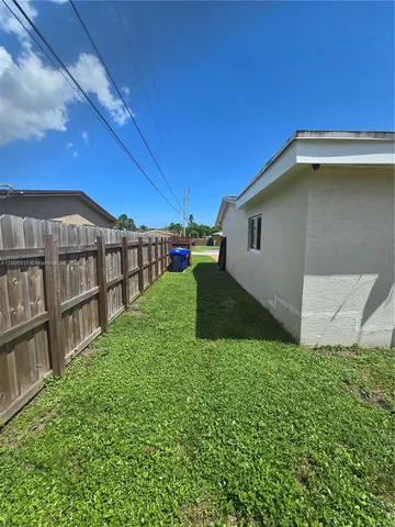 $500,000 | 200 North 69th Avenue, Hollywood, FL 33024