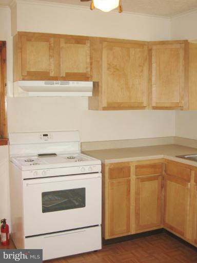 8224 Edwill Avenue Rosedale, MD 21237 - Photo 12 of 21 Kitchen #2