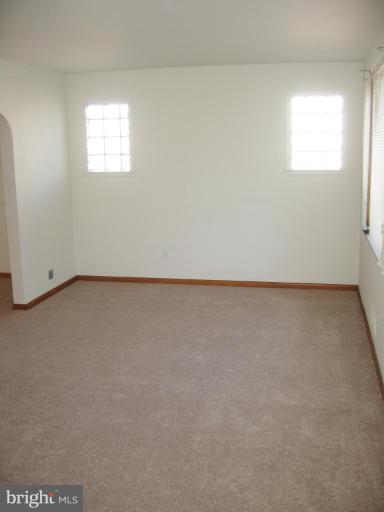 8224 Edwill Avenue Rosedale, MD 21237 - Photo 3 of 21 Living Room