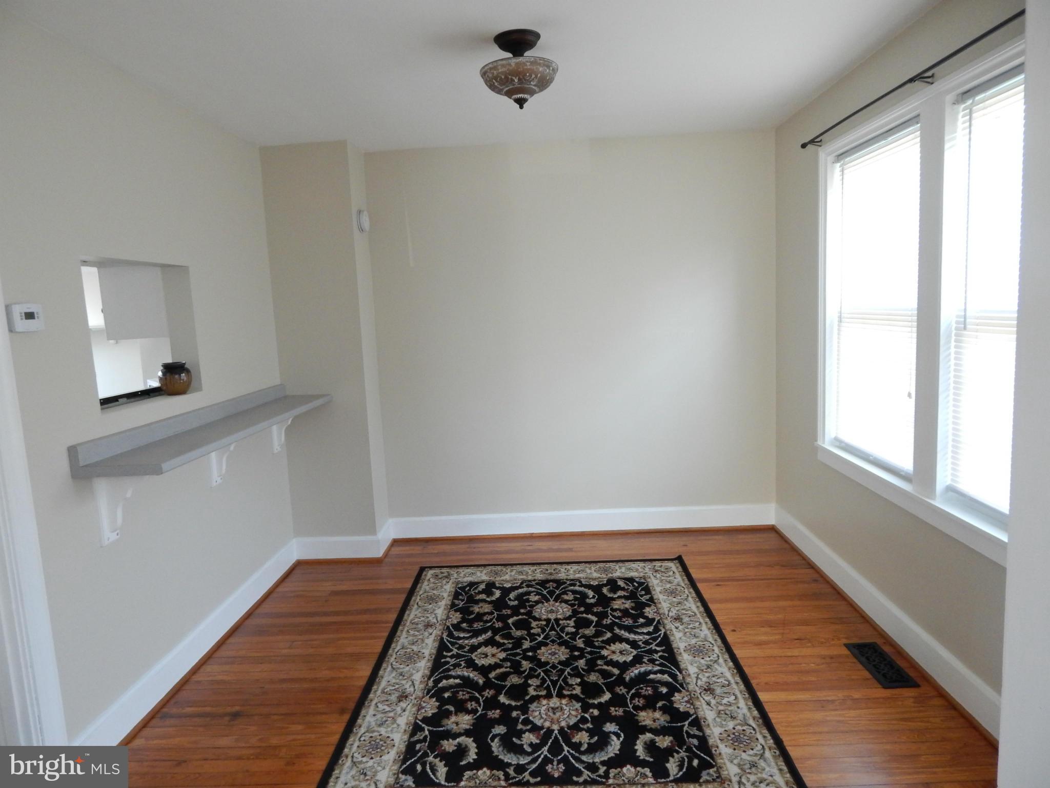 25 Kinship Road Dundalk, MD 21222 - Photo 7 of 30 a view of a hallway