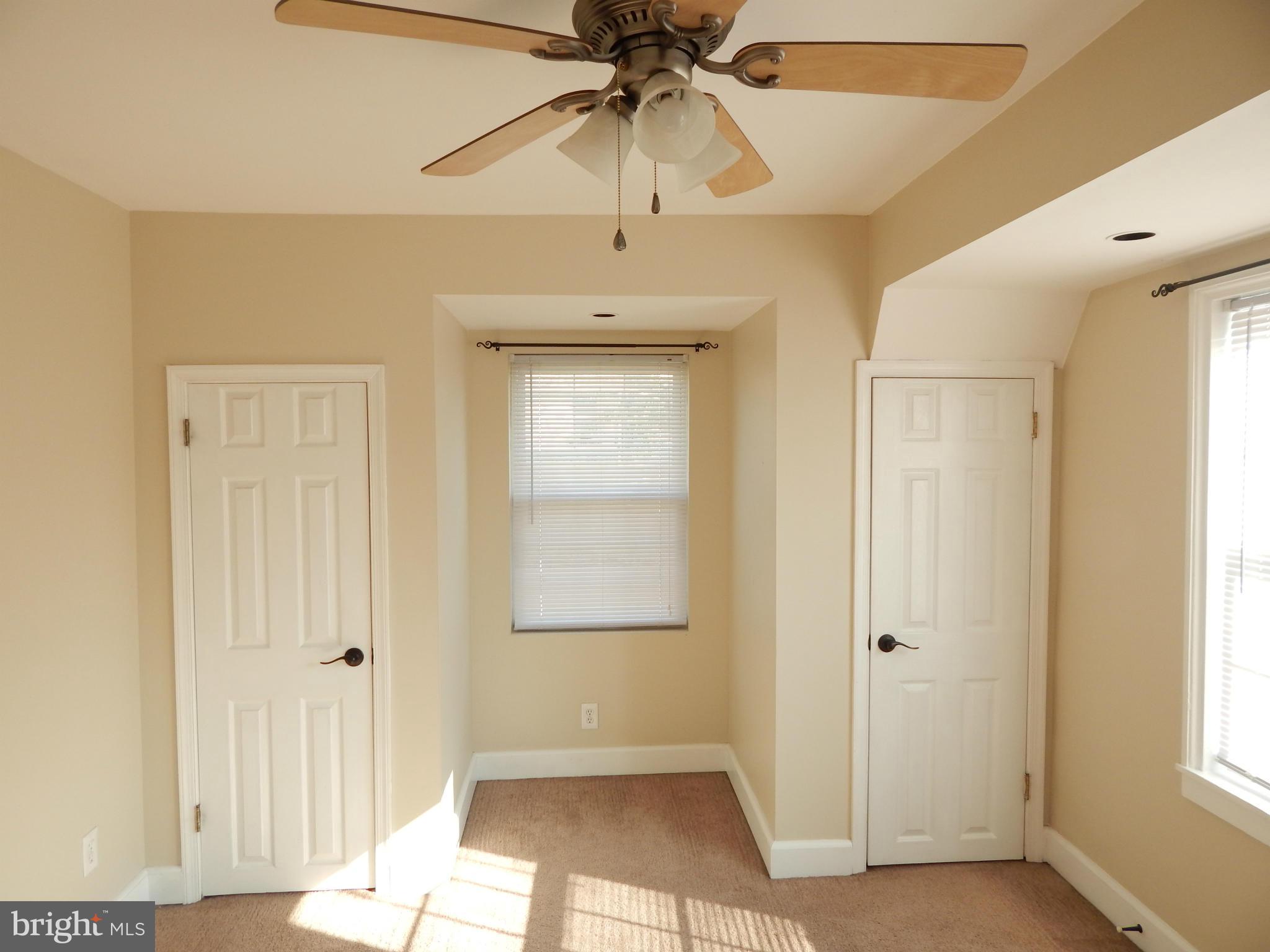 25 Kinship Road Dundalk, MD 21222 - Photo 9 of 30 a view of an entryway of the house