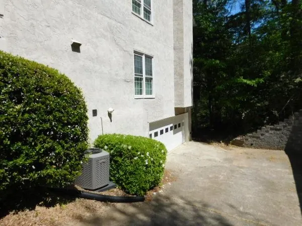 $2,500 | 8893 Carroll Manor Drive, Atlanta, GA 30350