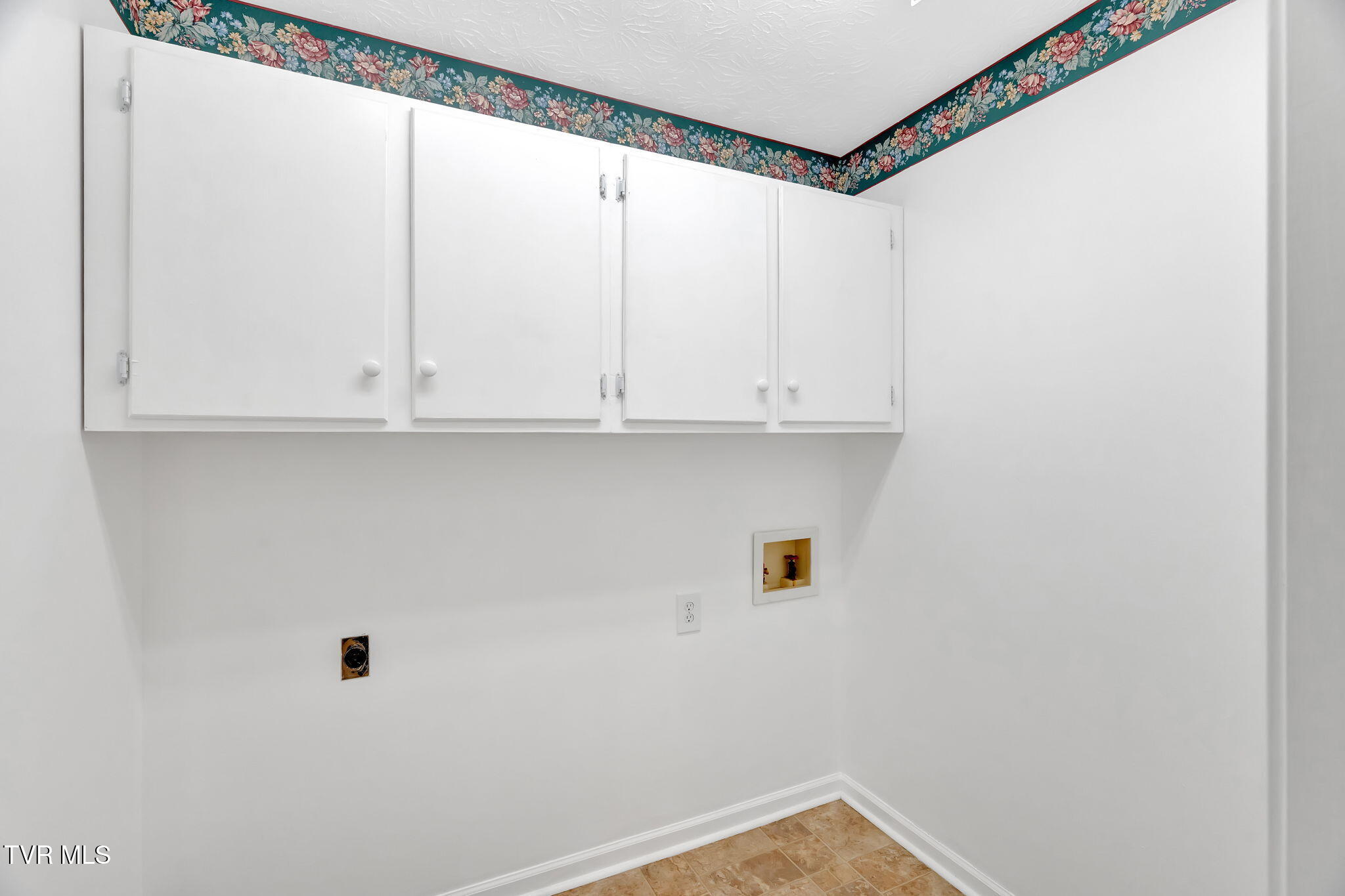 887 Berry Road Bulls Gap, TN 37711 - Photo 15 of 54 11-web-or-mls-DSC05776
