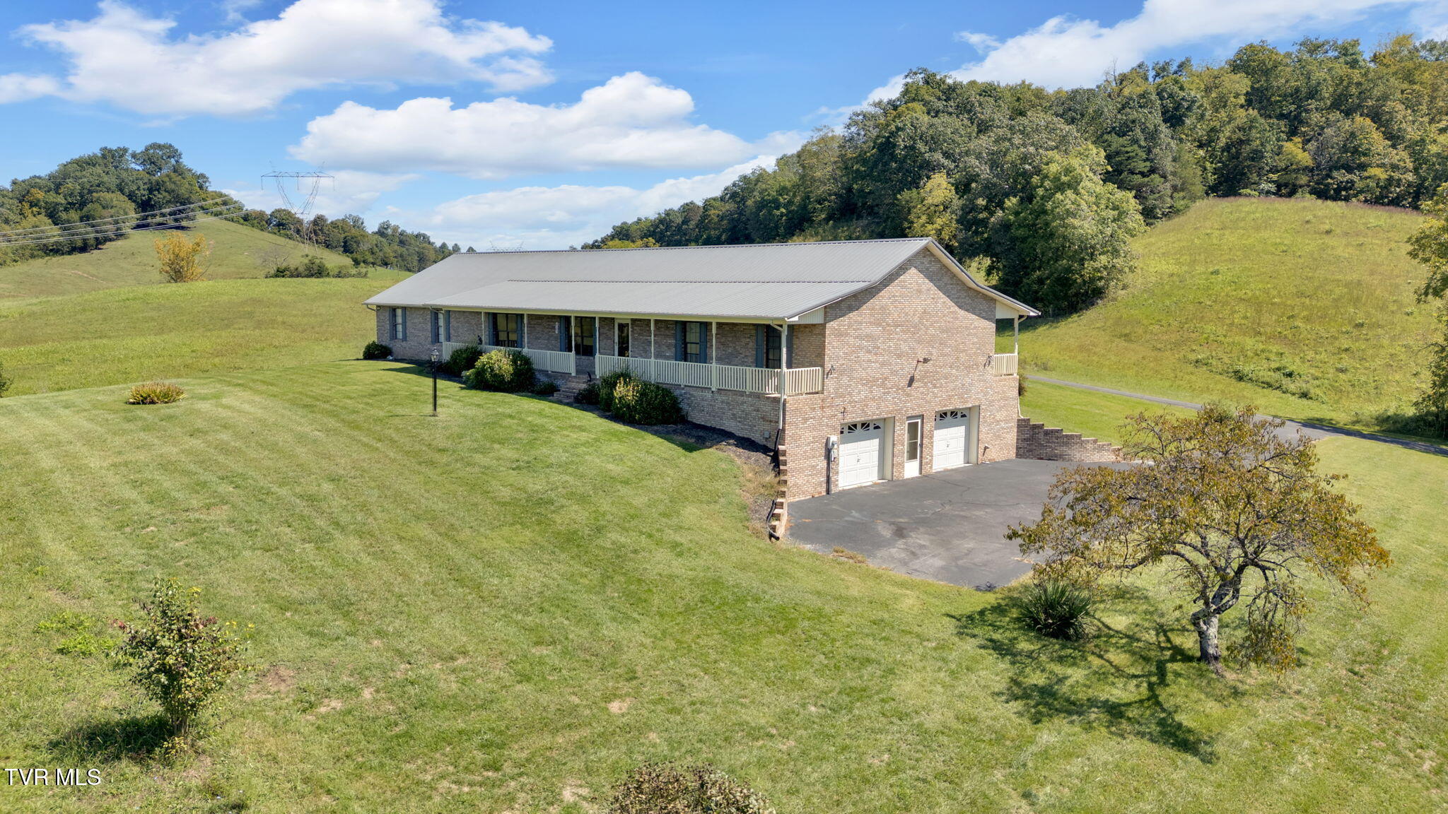 887 Berry Road Bulls Gap, TN 37711 - Photo 2 of 54 29-web-or-mls-DJI_20250909122952_0087_D