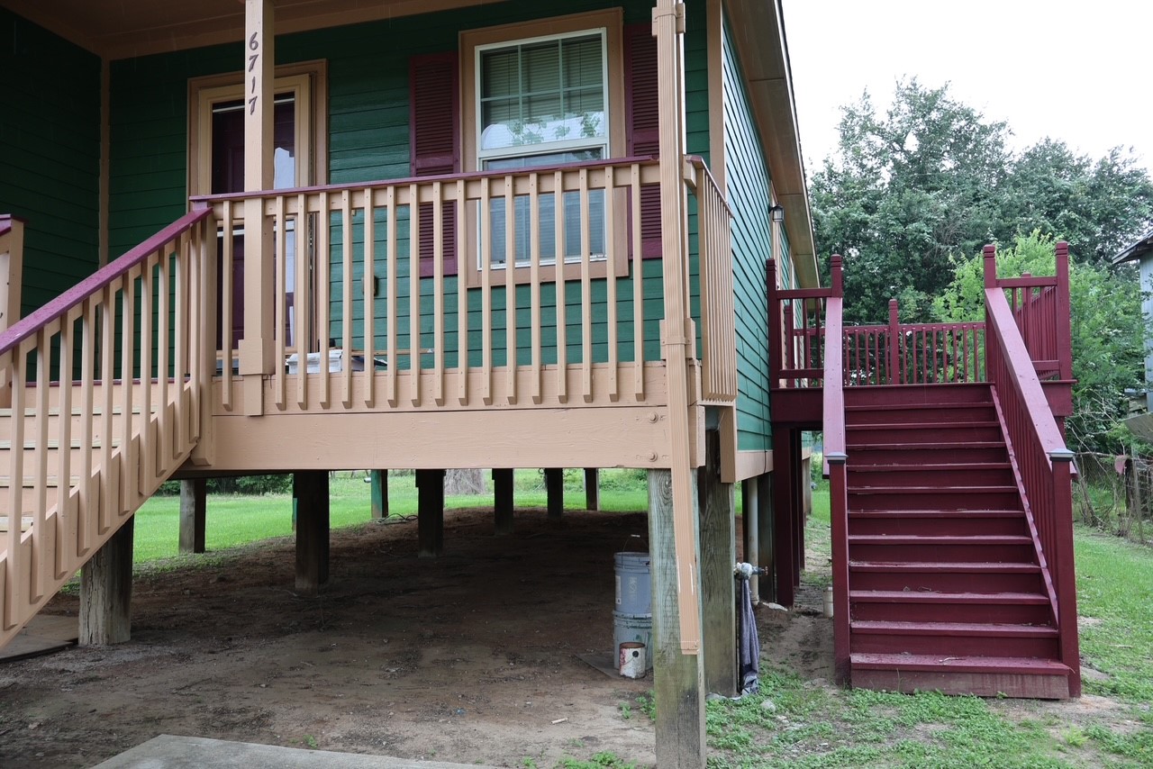 6717 Hawthorne Road Hitchcock, TX 77563 - Photo 4 of 21