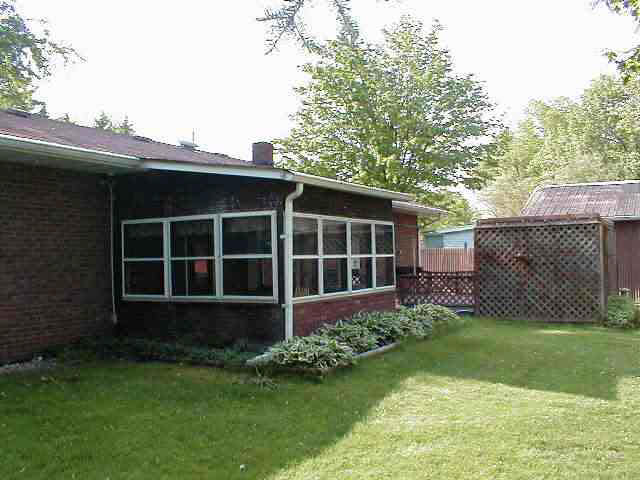 51202 State Rte 19 Elkhart, IN 46514 - Photo 5 of 9 Gallery Image 5
