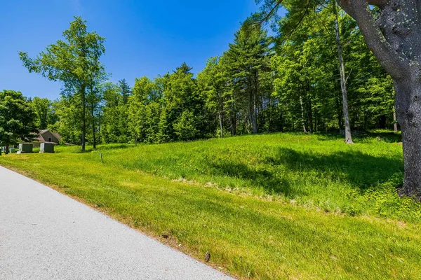 $179,000 | 10 Partridge Hill, Unit LOT 10, Manchester Center, VT 05255