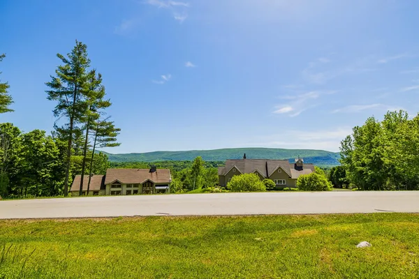 $179,000 | 10 Partridge Hill, Unit LOT 10, Manchester Center, VT 05255