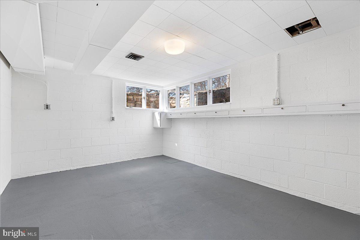 42 Stouts Road Skillman, NJ 08558 - Photo 23 of 32