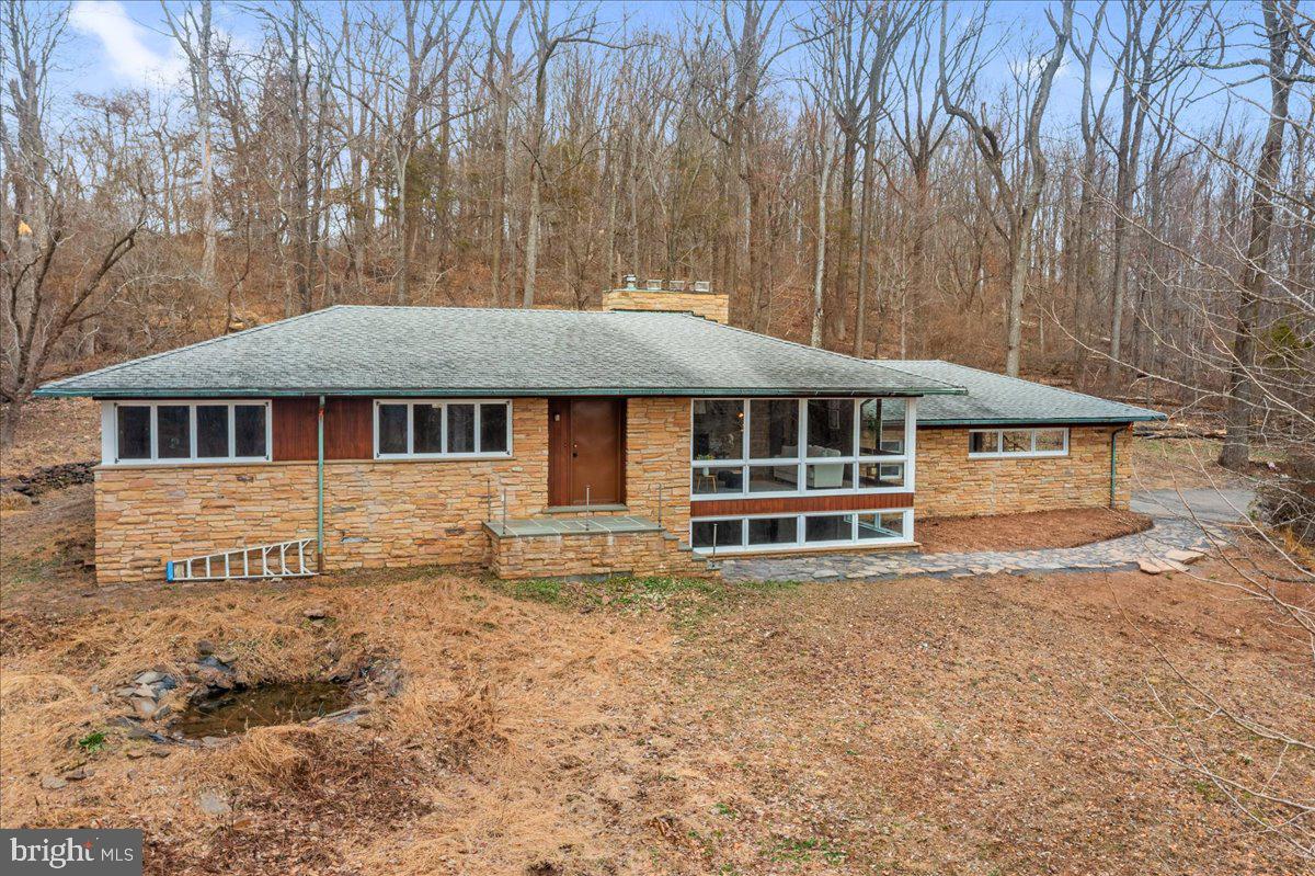 42 Stouts Road Skillman, NJ 08558 - Photo 3 of 32