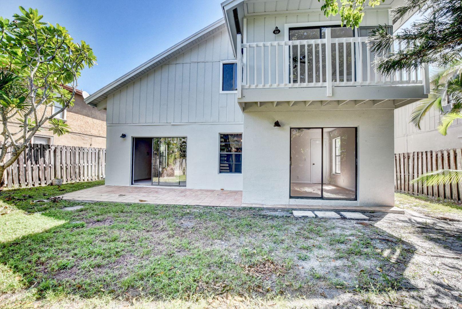 2425 Southridge Road Delray Beach, FL 33444 - Photo 23 of 25 2425 Southridge Rd