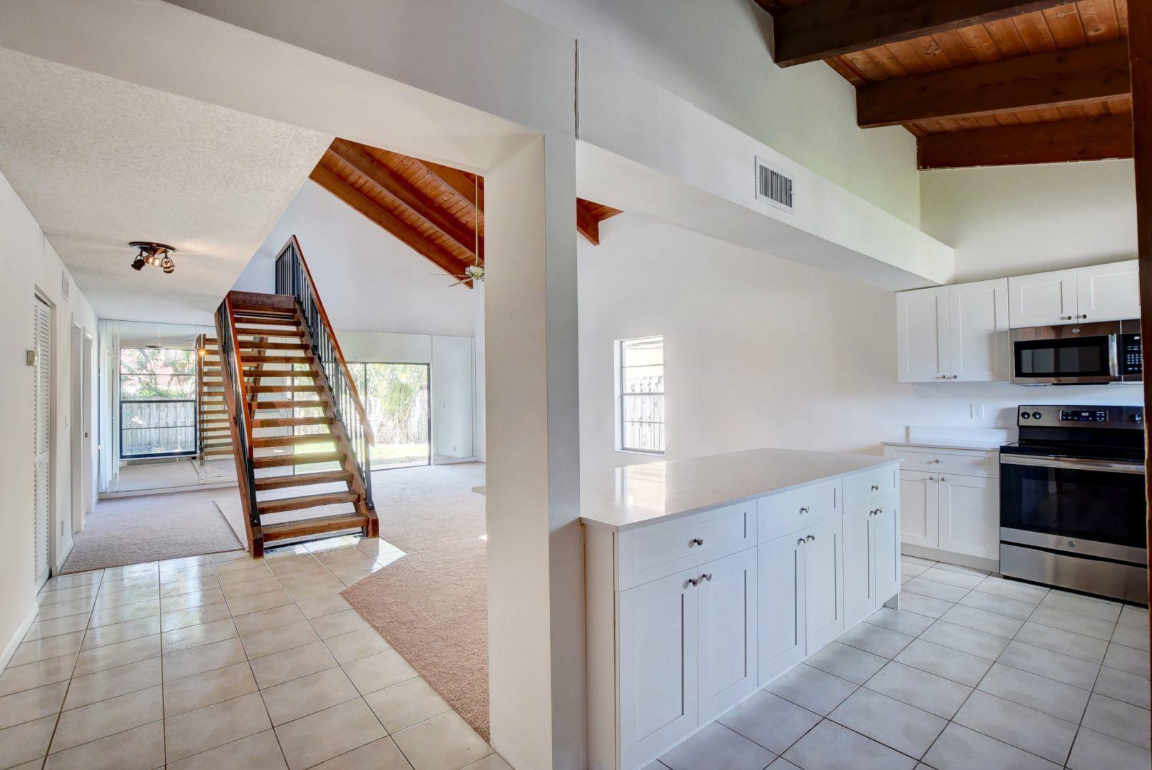 2425 Southridge Road Delray Beach, FL 33444 - Photo 6 of 25 2425 Southridge Rd
