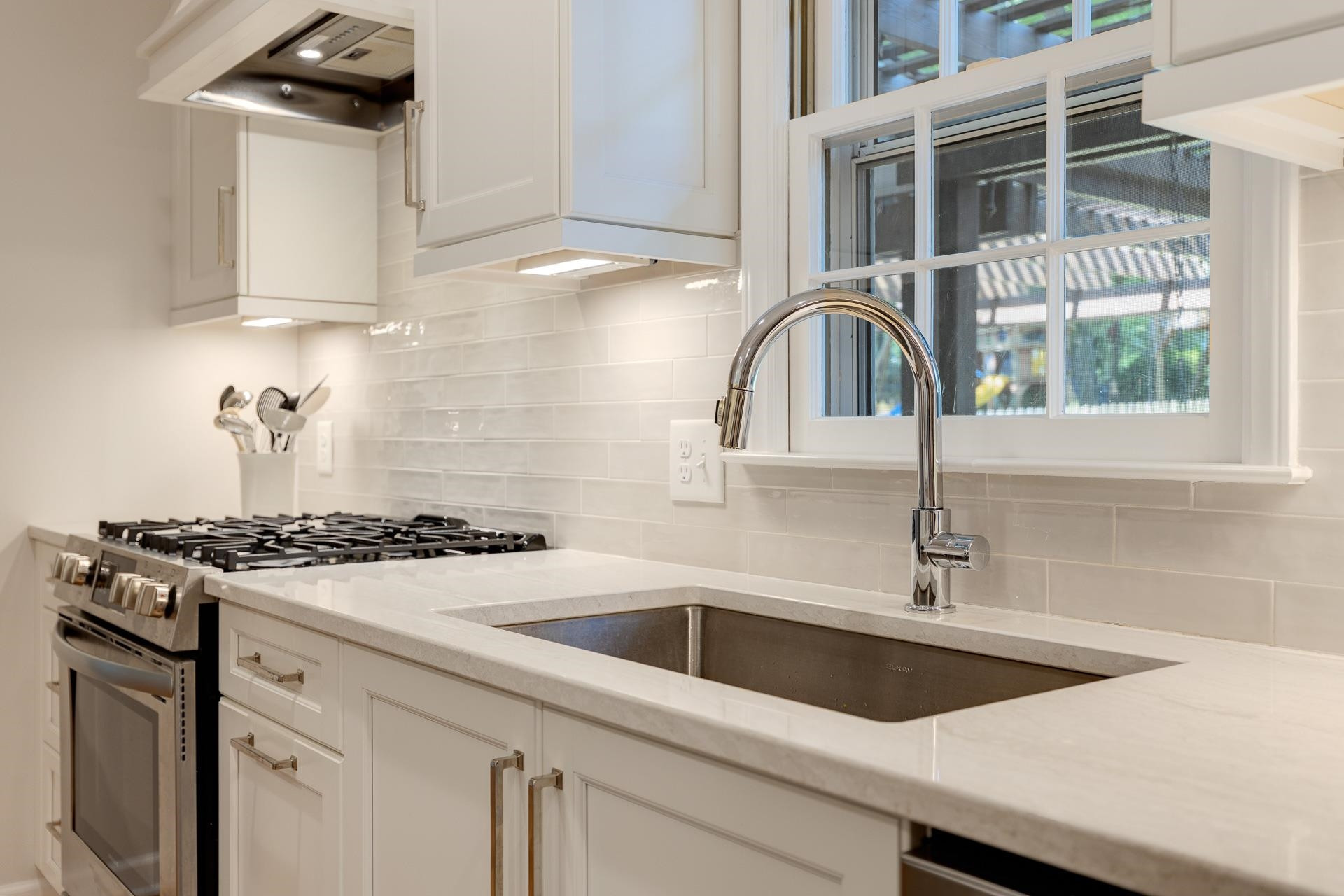 613 Ortega Road Raleigh, NC 27609 - Photo 9 of 37 Photo 9