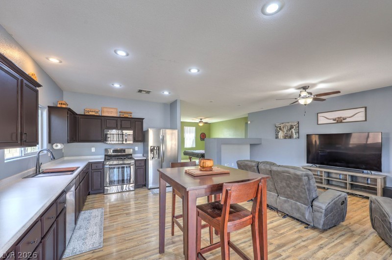 1017 Amber Gate Street Henderson, NV 89002 - Photo 13 of 32