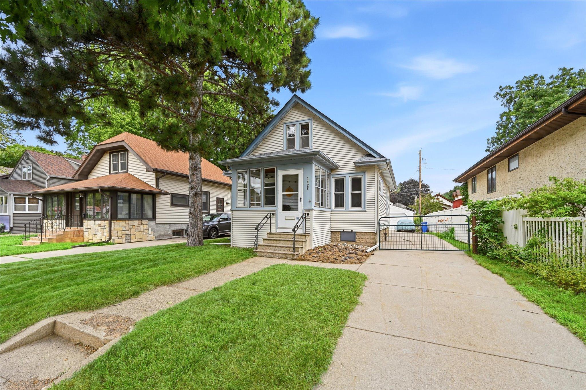 1426 Pascal Street St. Paul, MN 55108 - Photo 25 of 32 Gallery Image 25