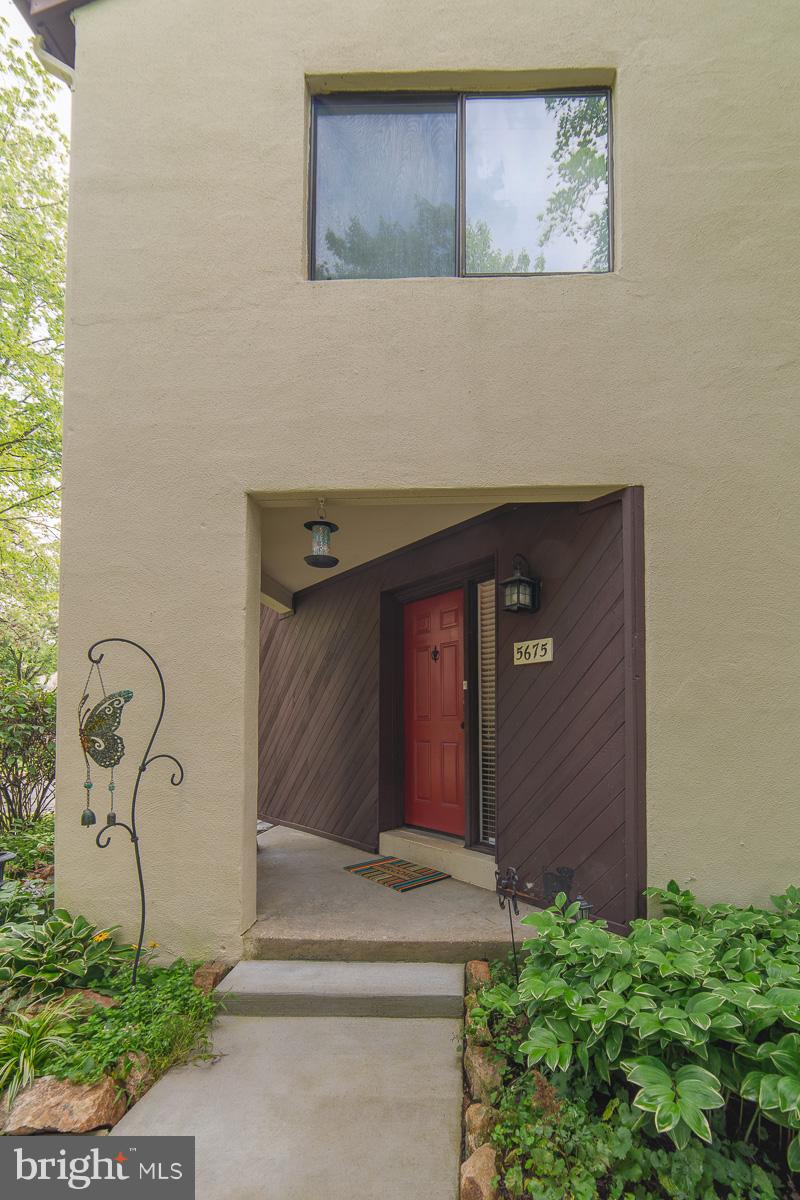 5675 Vantage Point Road Columbia, MD 21044 - Photo 1 of 30 Exterior (Front)