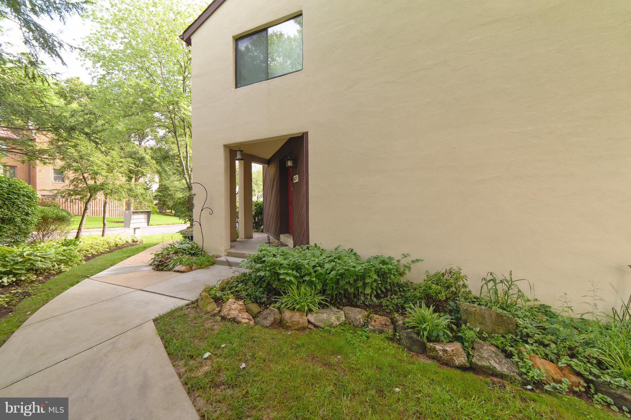 5675 Vantage Point Road Columbia, MD 21044 - Photo 2 of 30 Exterior (Front)