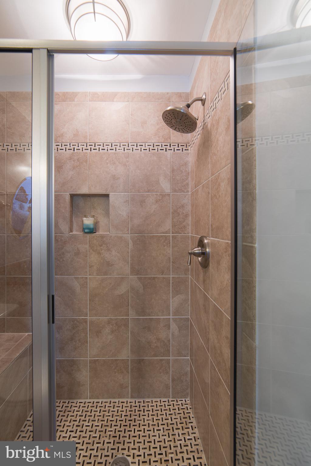 5675 Vantage Point Road Columbia, MD 21044 - Photo 18 of 30 Bath (Master)