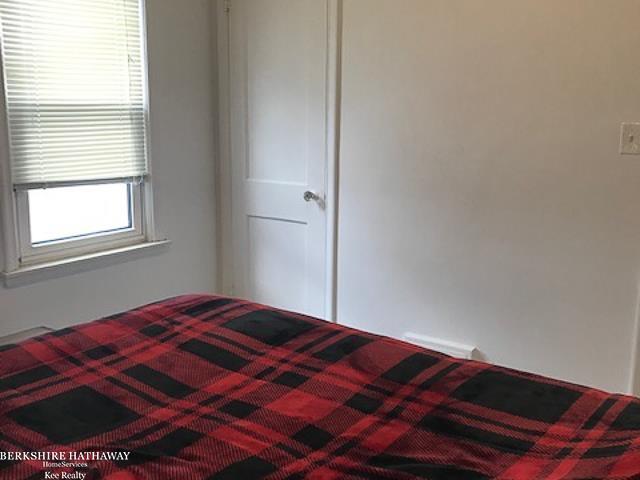23091 David Eastpointe, MI 48021 - Photo 21 of 43 50097303-21.JPG