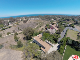 28907 Wight Road Malibu, CA 90265 - Photo 2 of 40