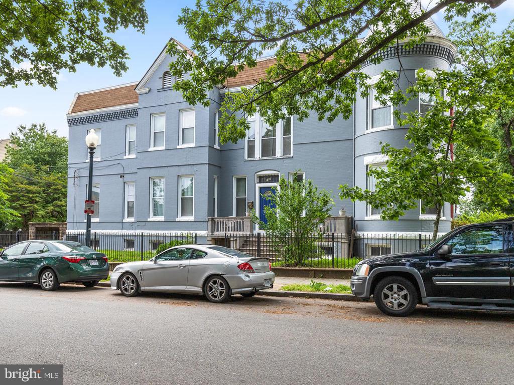1618 First Street Northeast Washington, DC 20002 - Photo 2 of 30