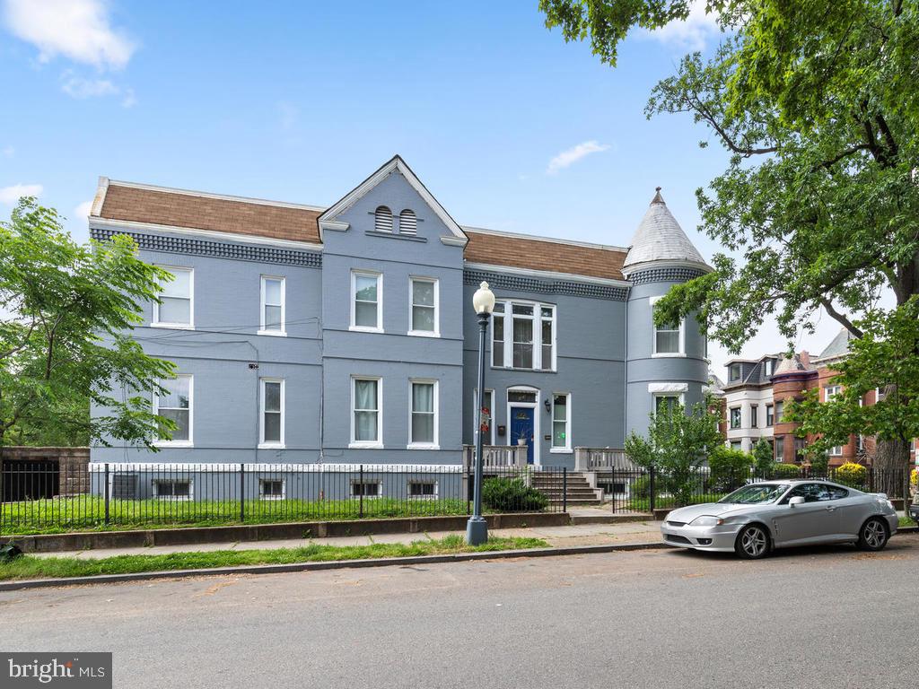 1618 First Street Northeast Washington, DC 20002 - Photo 3 of 30