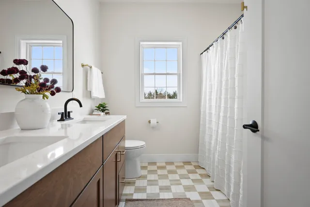 $1,050,000 | 6854 Karolina Way, Sun Prairie, WI 53590