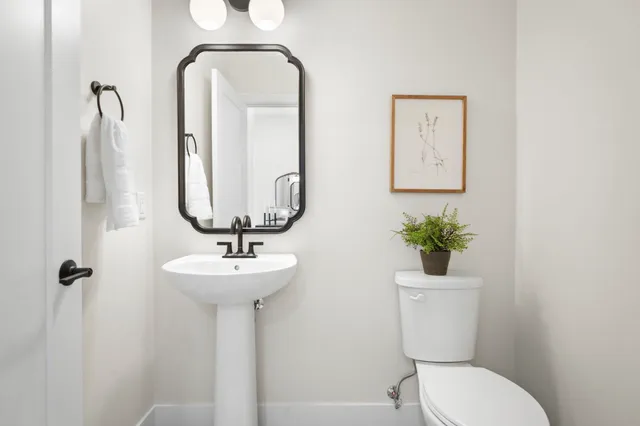 $1,050,000 | 6854 Karolina Way, Sun Prairie, WI 53590