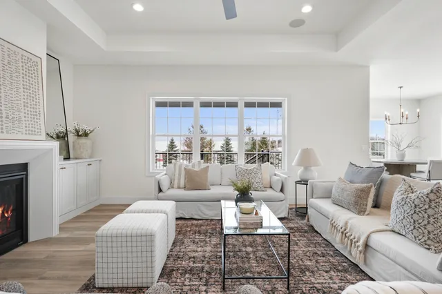 $1,050,000 | 6854 Karolina Way, Sun Prairie, WI 53590