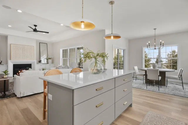 $1,050,000 | 6854 Karolina Way, Sun Prairie, WI 53590