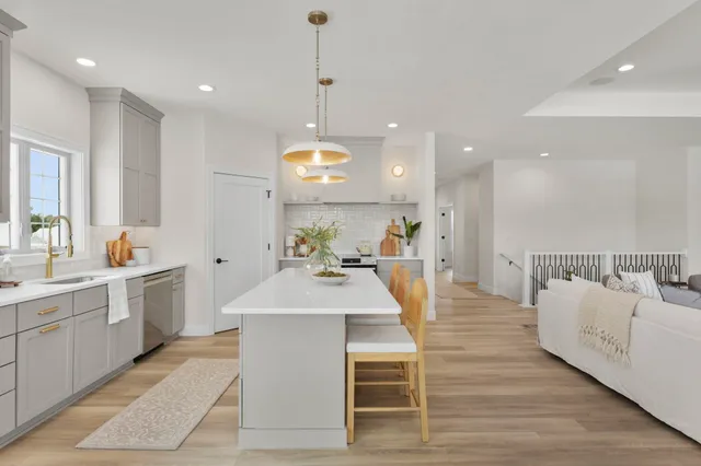 $1,050,000 | 6854 Karolina Way, Sun Prairie, WI 53590