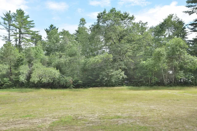 $237,500 | 945 Pequawket Trail, Standish, ME 04085