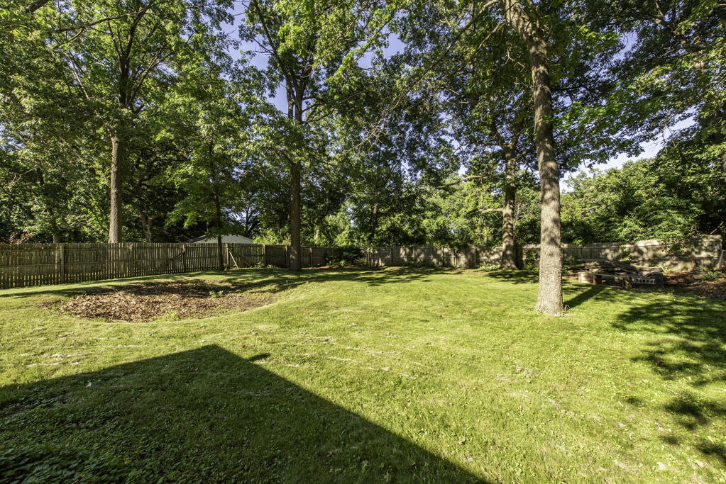11211 8th Avenue Pleasant Prairie, WI 53158 - Photo 34 of 35 DSC_6689