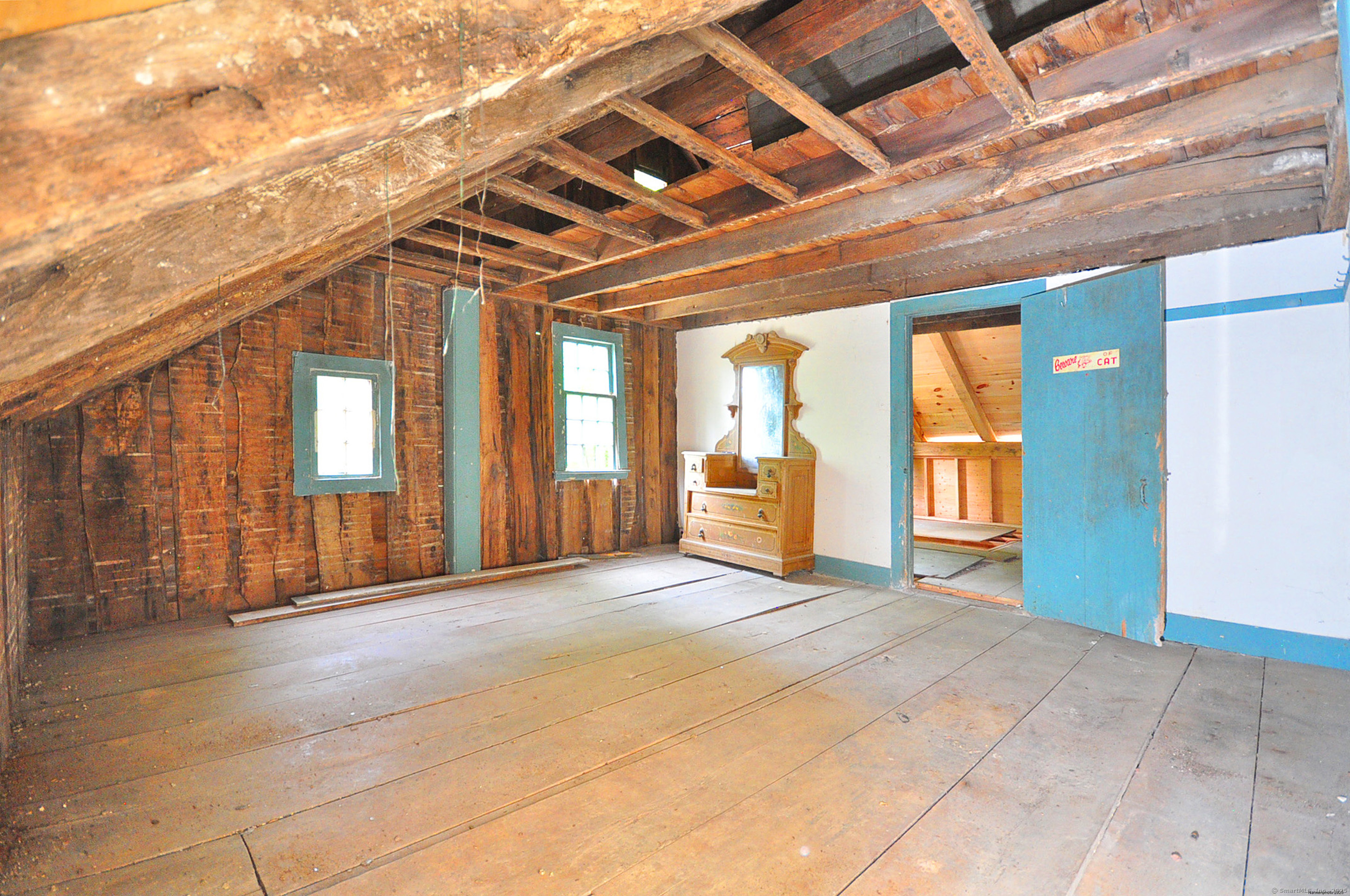 30 Chestnut Hill Road Killingworth, CT 06419 - Photo 35 of 38 a view of an empty room with a window
