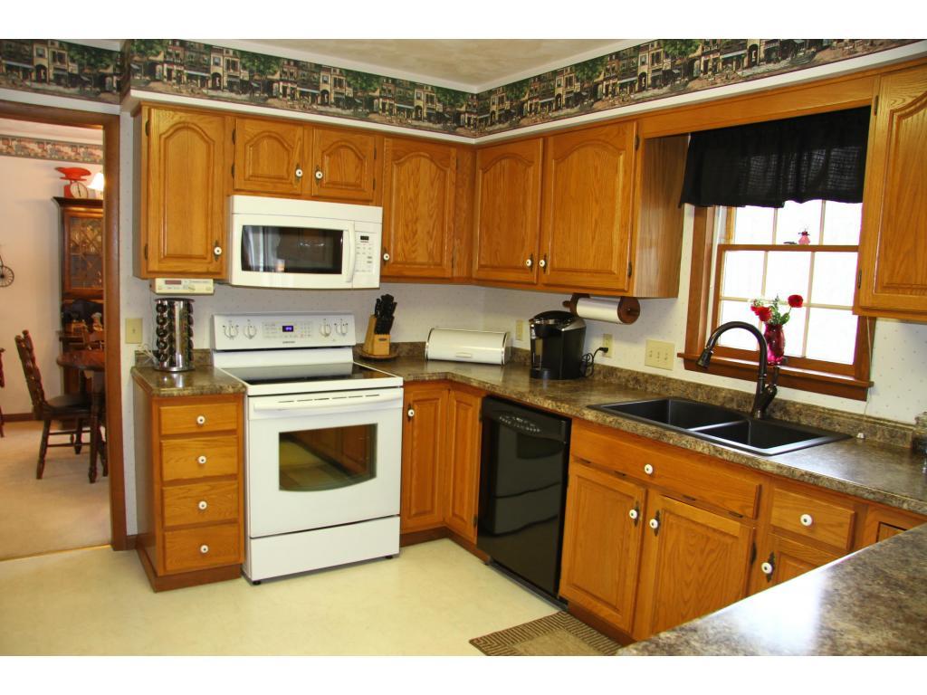 90 Kilmer Road Vestal, NY 13850 - Photo 4 of 24 Gallery Image 4