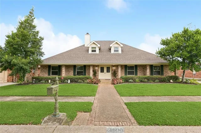 $595,000 | 4600 Janice Avenue, Metairie, LA 70003