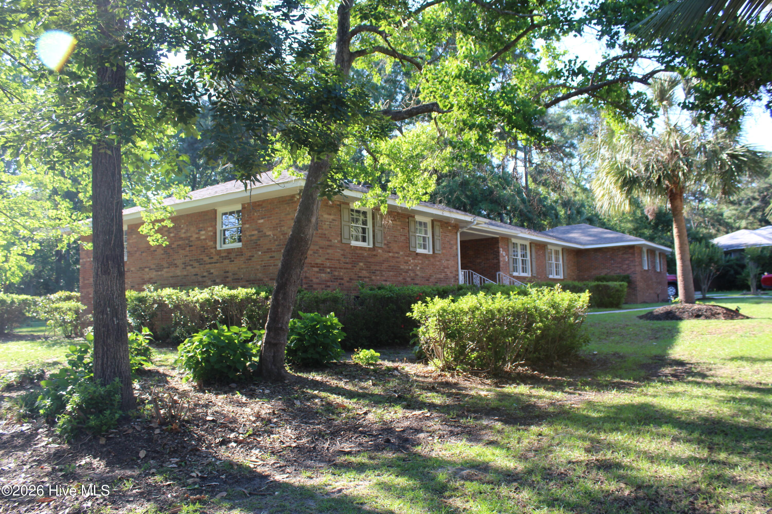 205 Lakeside Drive Aiken, SC 29803 - Photo 6 of 51 IMG_20260518_124153 (3)