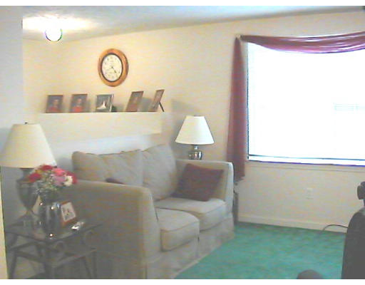 255 West Monomonac Road Winchendon, MA 01475 - Photo 3 of 5 Gallery Image 3