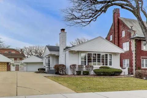 $609,000 | 9825 South Winchester Avenue, Chicago, IL 60643