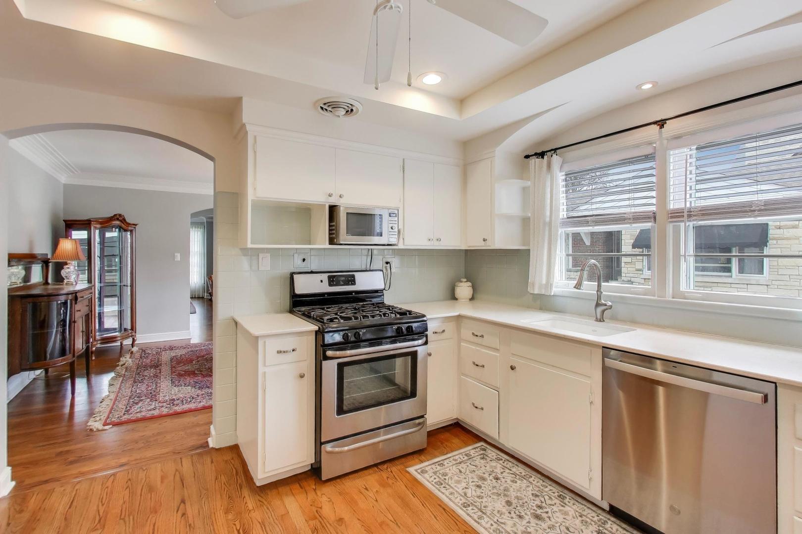 9825 South Winchester Avenue Chicago, IL 60643 - Photo 14 of 47