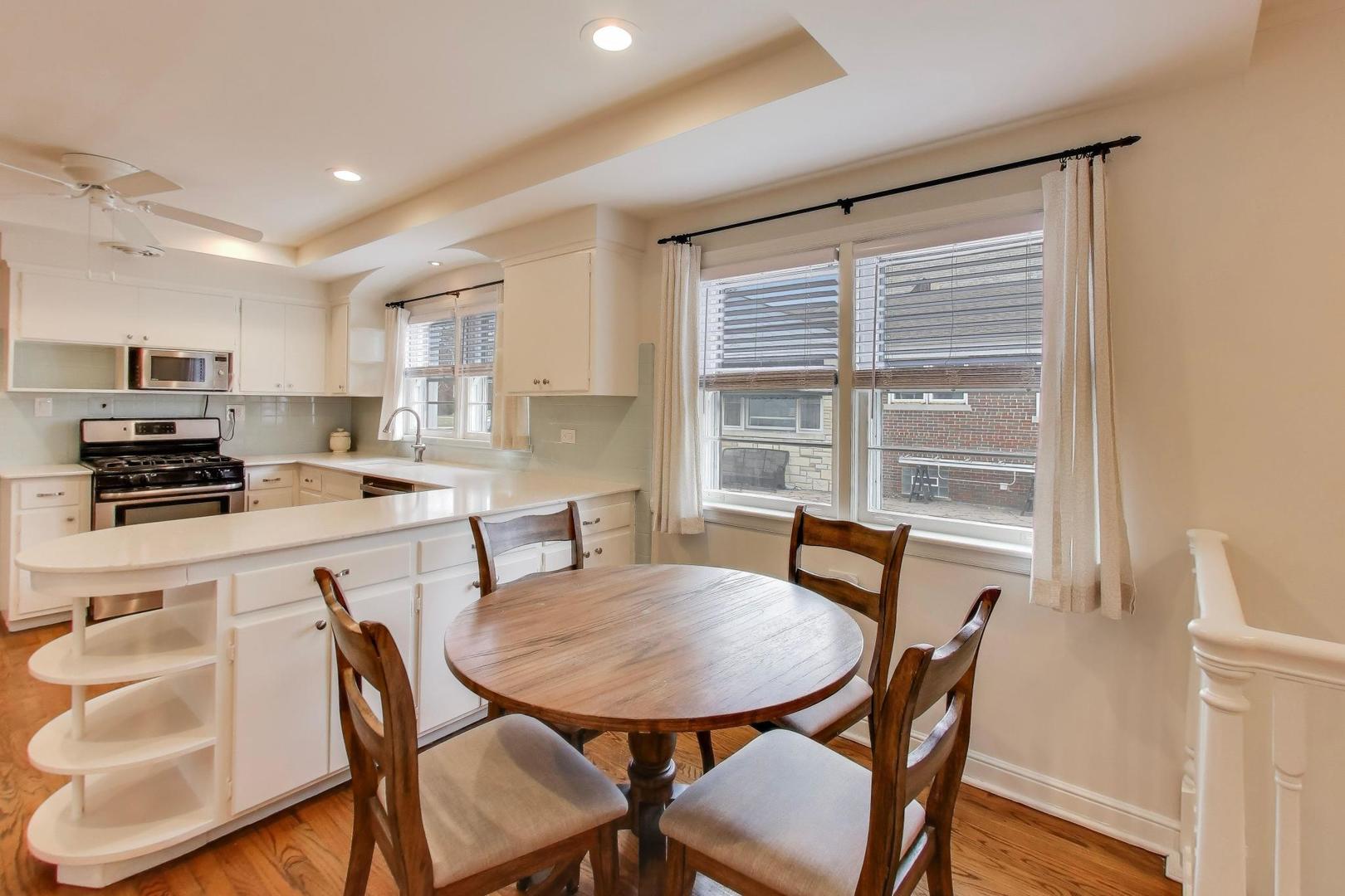 9825 South Winchester Avenue Chicago, IL 60643 - Photo 16 of 47