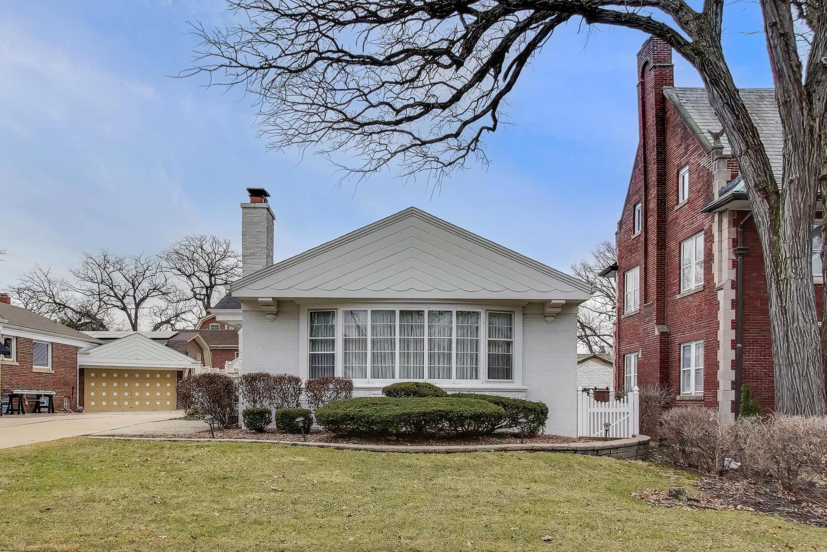 9825 South Winchester Avenue Chicago, IL 60643 - Photo 2 of 47