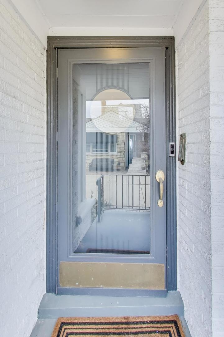 9825 South Winchester Avenue Chicago, IL 60643 - Photo 6 of 47