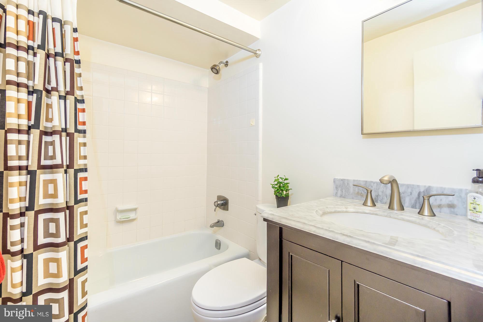 15210 Springfield Road Darnestown, MD 20874 - Photo 22 of 30 Bath