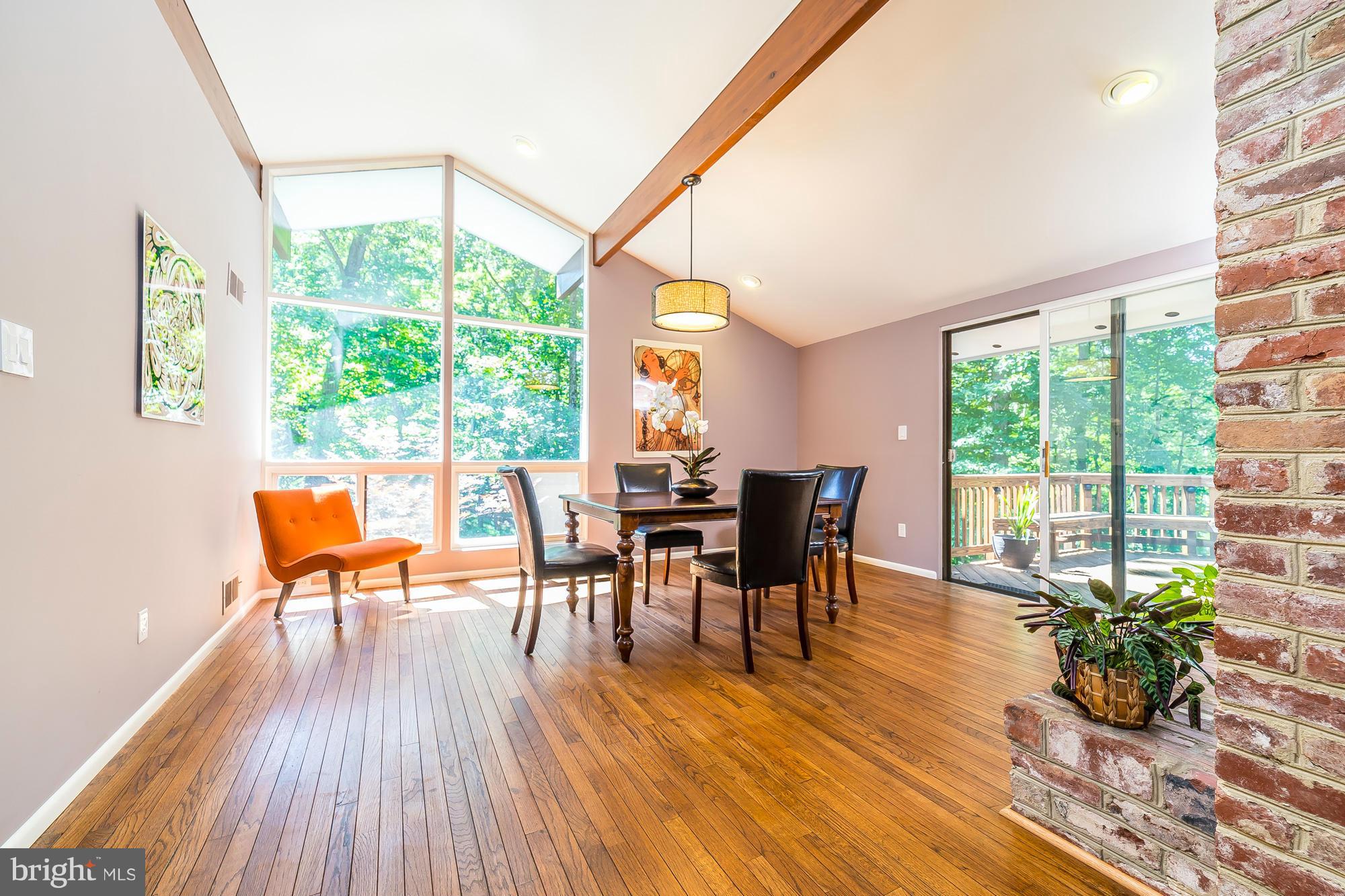 15210 Springfield Road Darnestown, MD 20874 - Photo 5 of 30 Dining Room