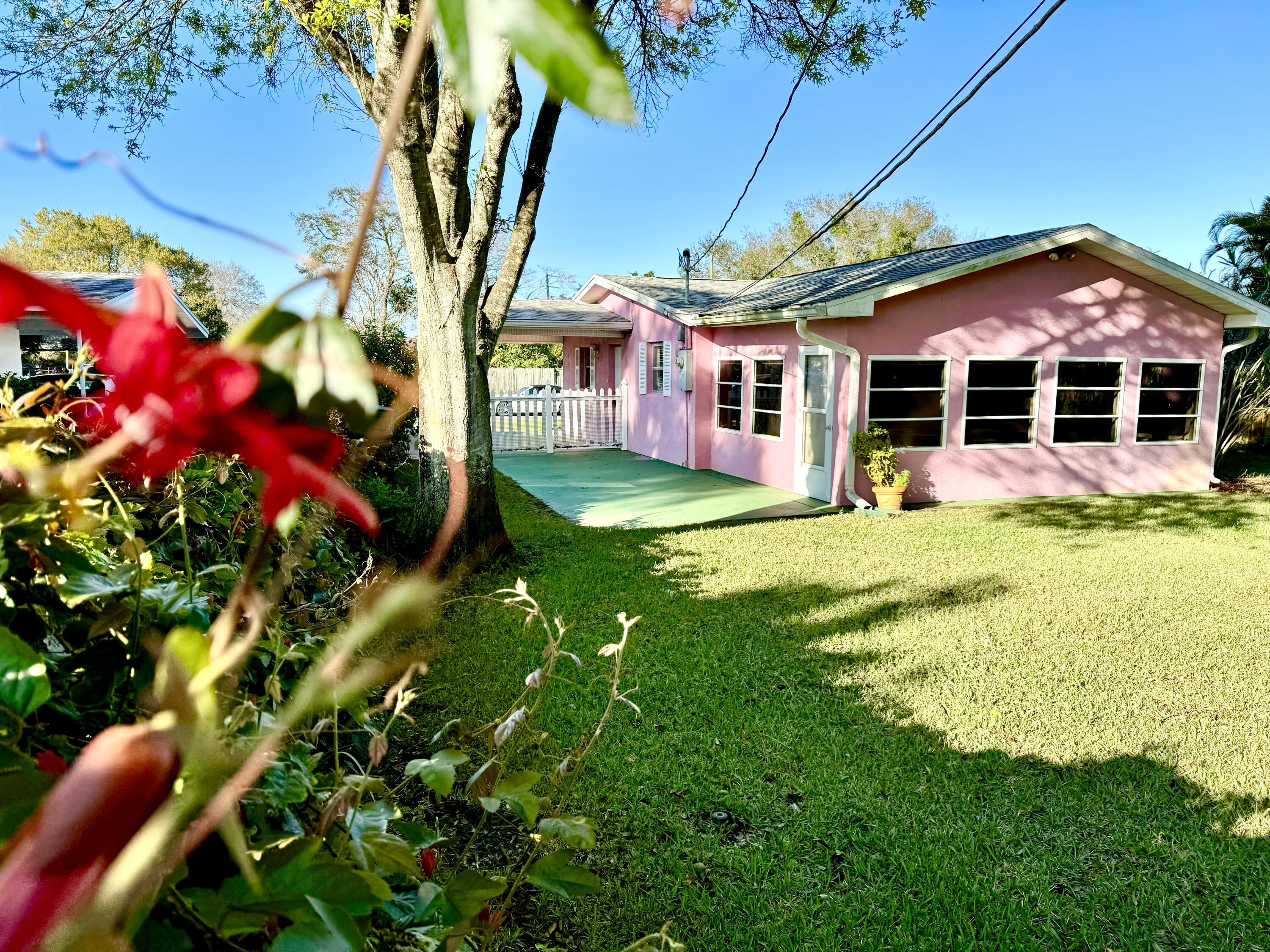 2731 King Richard Road Melbourne, FL 32935 - Photo 2 of 34 IMG_5217