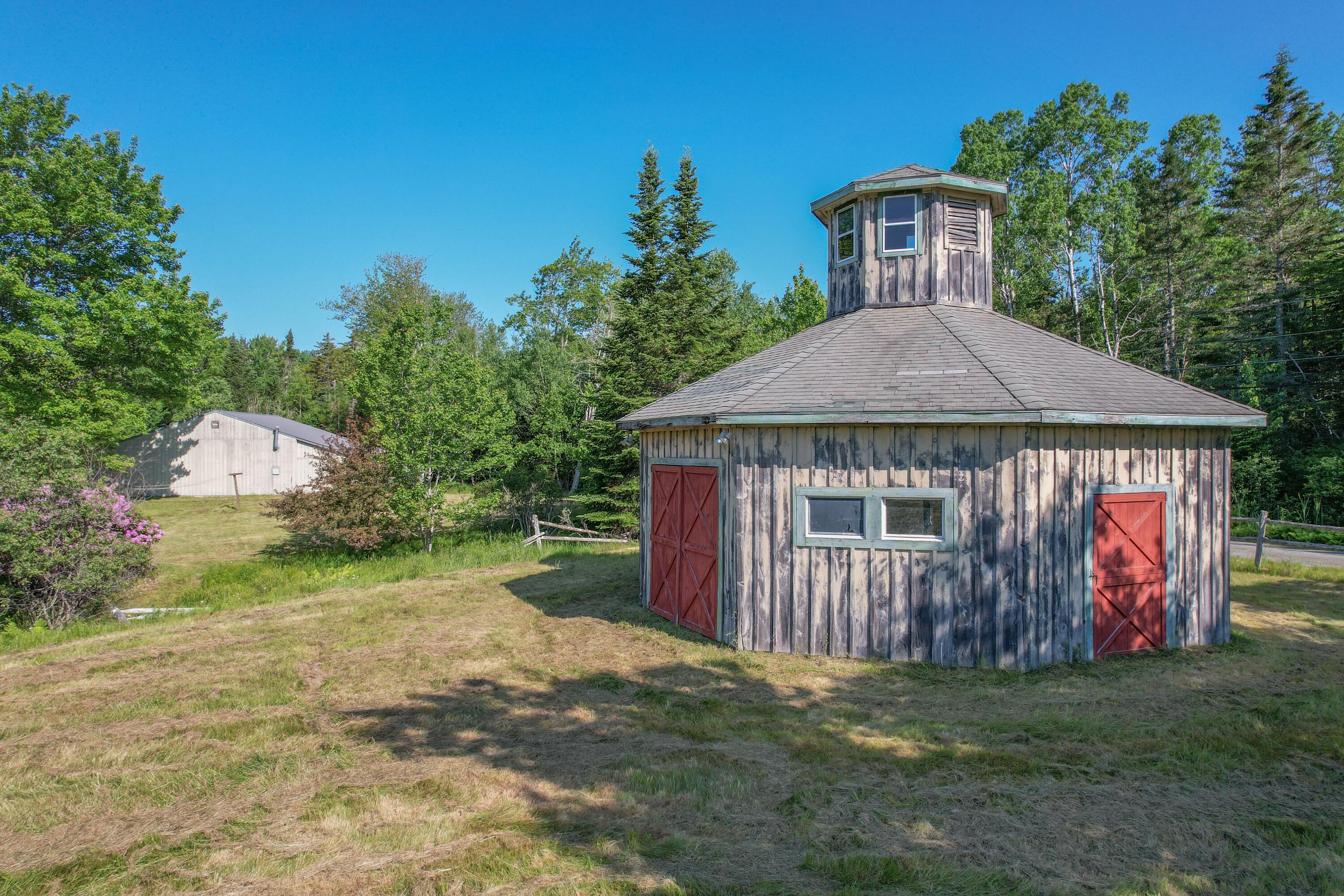 2-3 Stall Barn