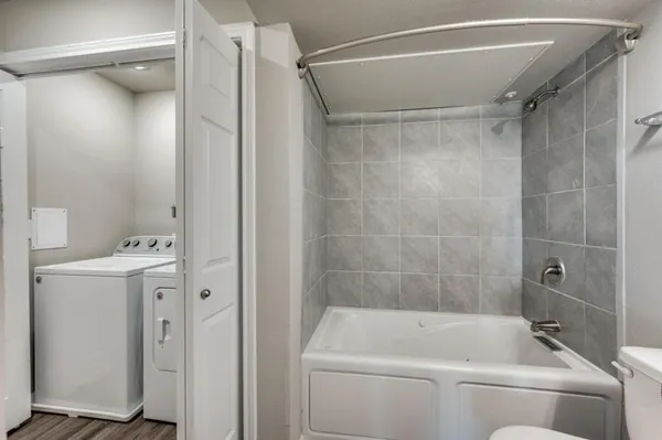 $1,295 | 6108 Abrams Road, Unit 218, Dallas, TX 75231