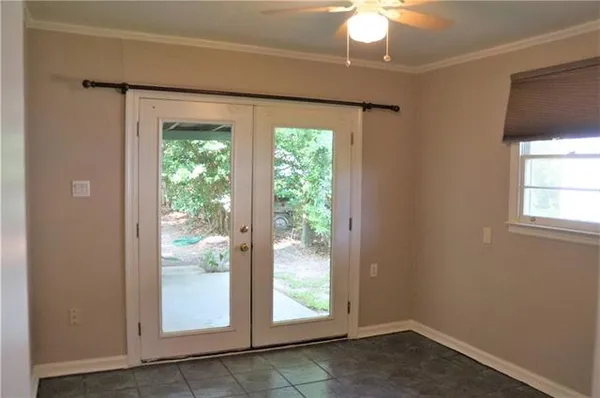 $1,250 | 212 West 20th Avenue, Covington, LA 70433
